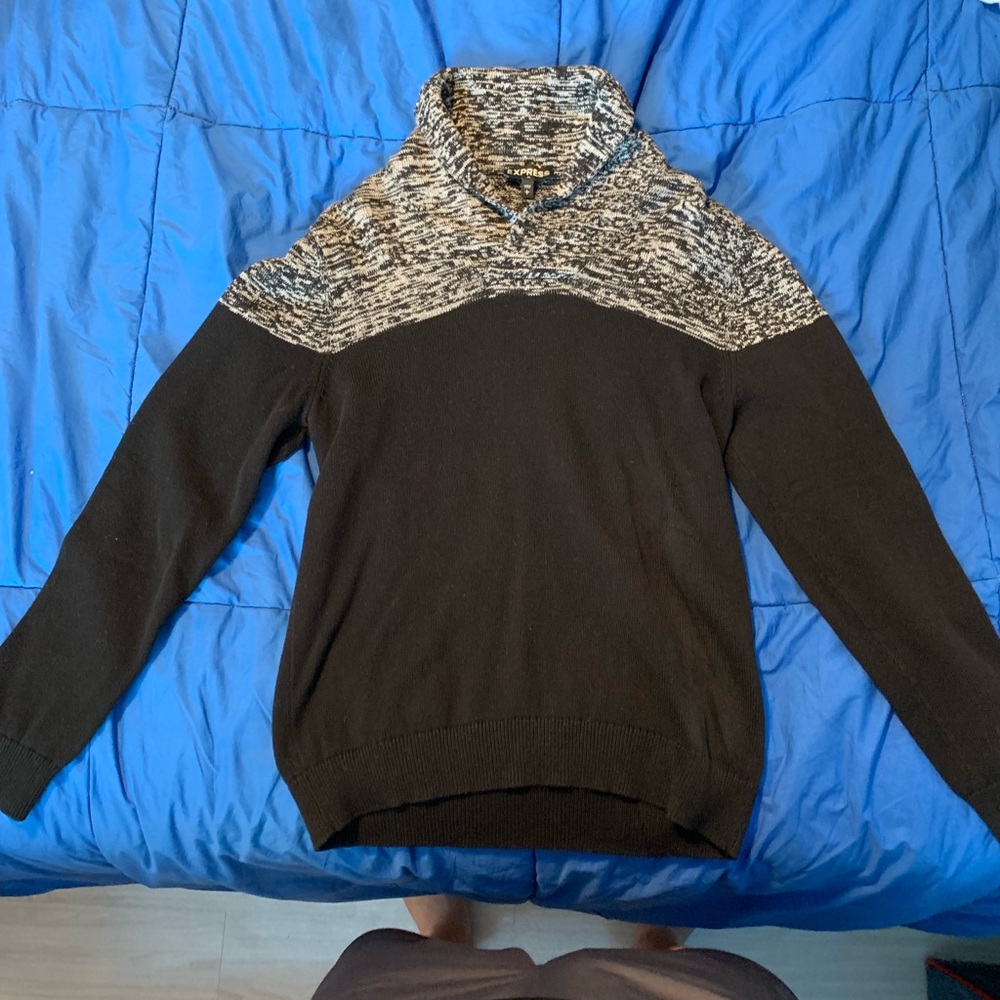 Express black and Oreo patterned sweater